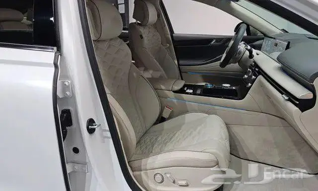 جينسس G80موديل2025 13