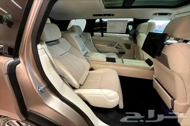 رنج روفر sv 2025 22