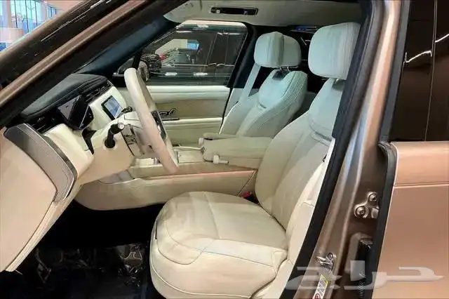 رنج روفر sv 2025 8