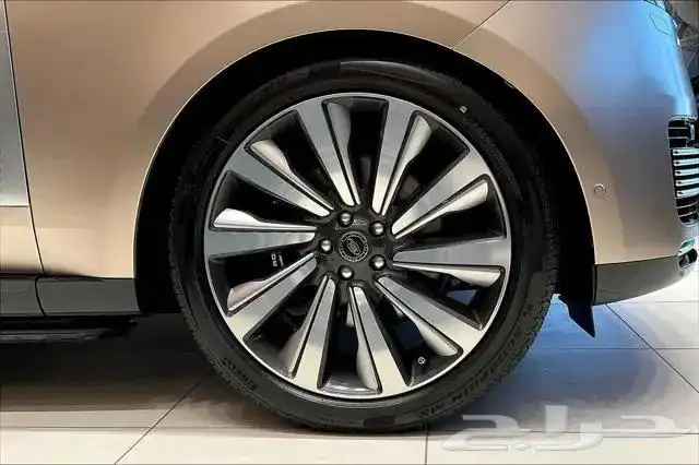 رنج روفر sv 2025 11