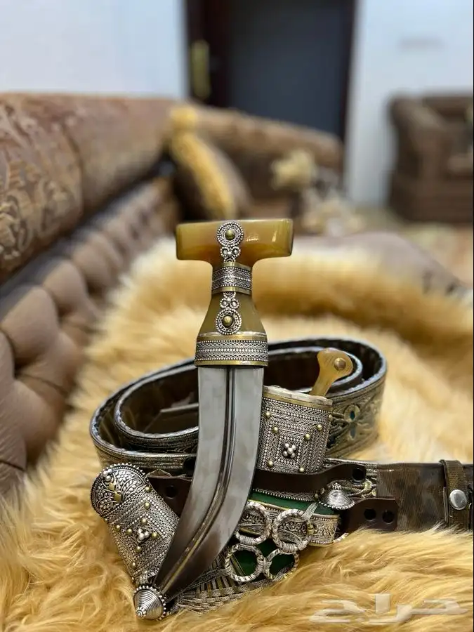 خنجر حك زراف 1