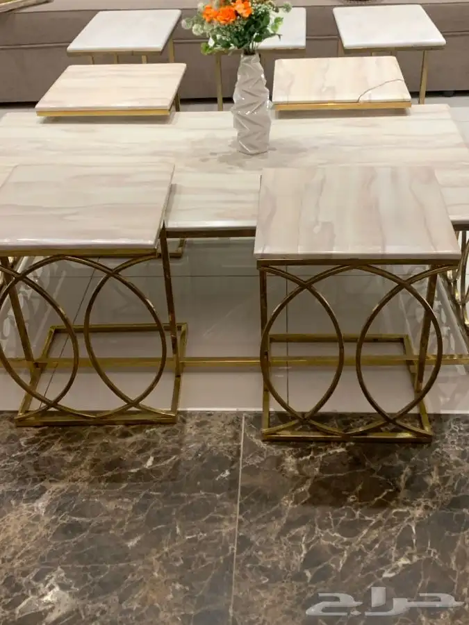 طقم طاولة رخام مع 4 طاولات خدمة   3 اضافية   الخبر alkhobar 1