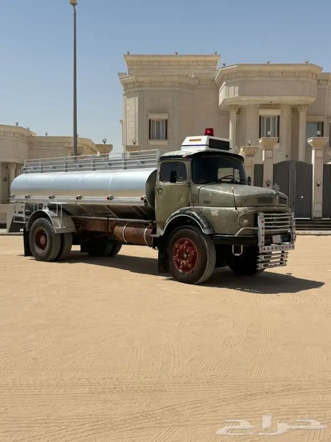 وايت عايدي بوز شد بلد 1