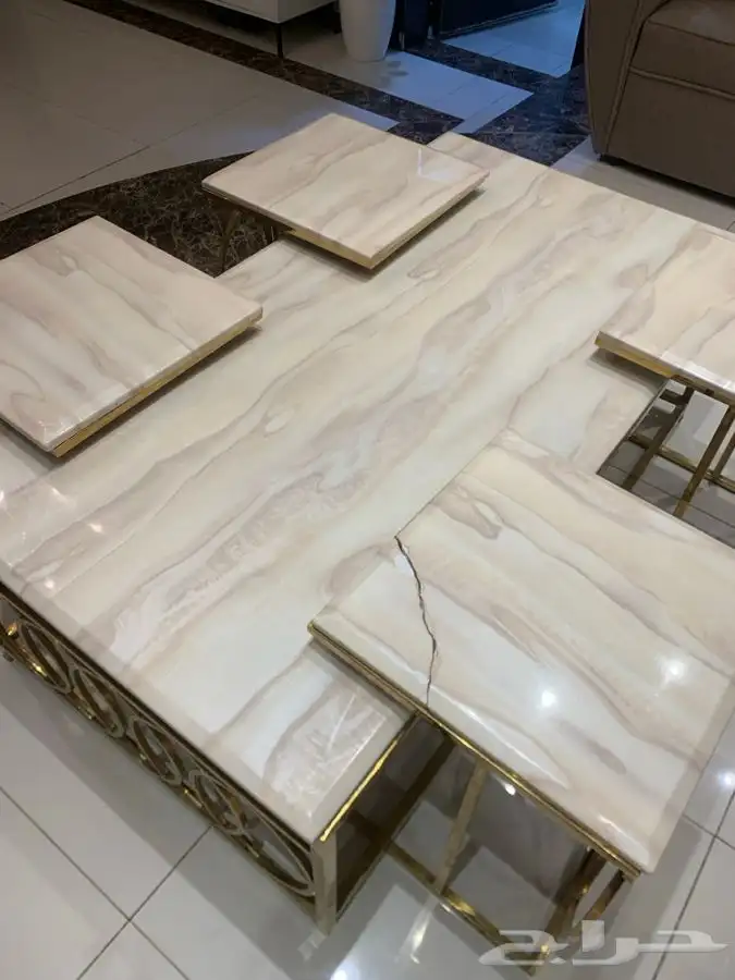 طقم طاولة رخام مع 4 طاولات خدمة   3 اضافية   الخبر alkhobar 6