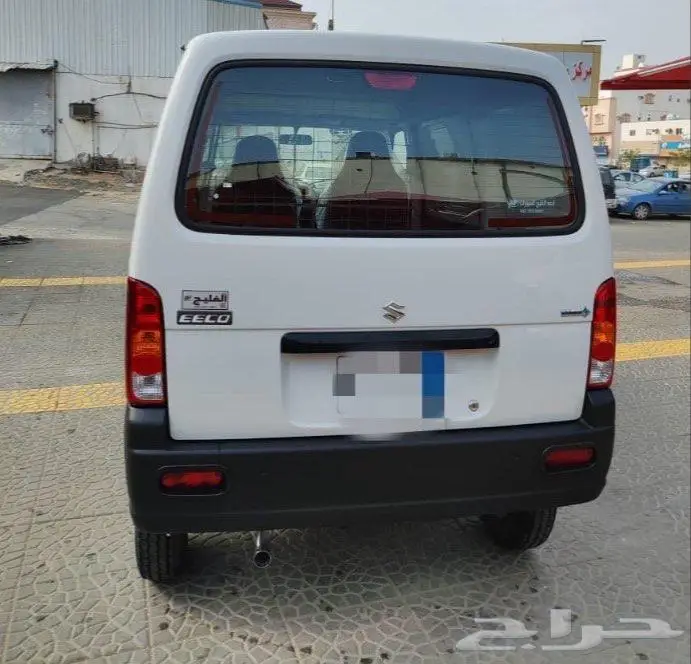 للايجار فانات نقل بضاعه ديزل   بنزين 8