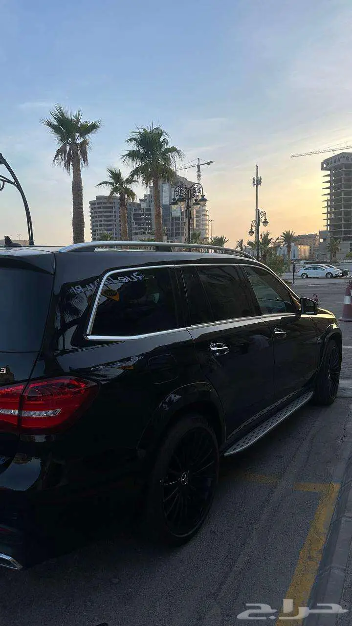 مرسيدس 2019 مخزن كاش او دفعات GLS63 كت AMG 7