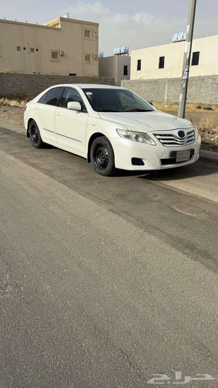كامري نظيفه للبيع 0