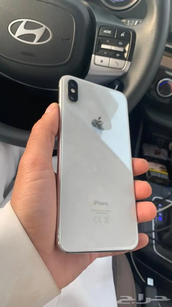 للبيع جوال ايفون XS MAX بذاكرة 256 قليل عليه كلمه نظيف 5
