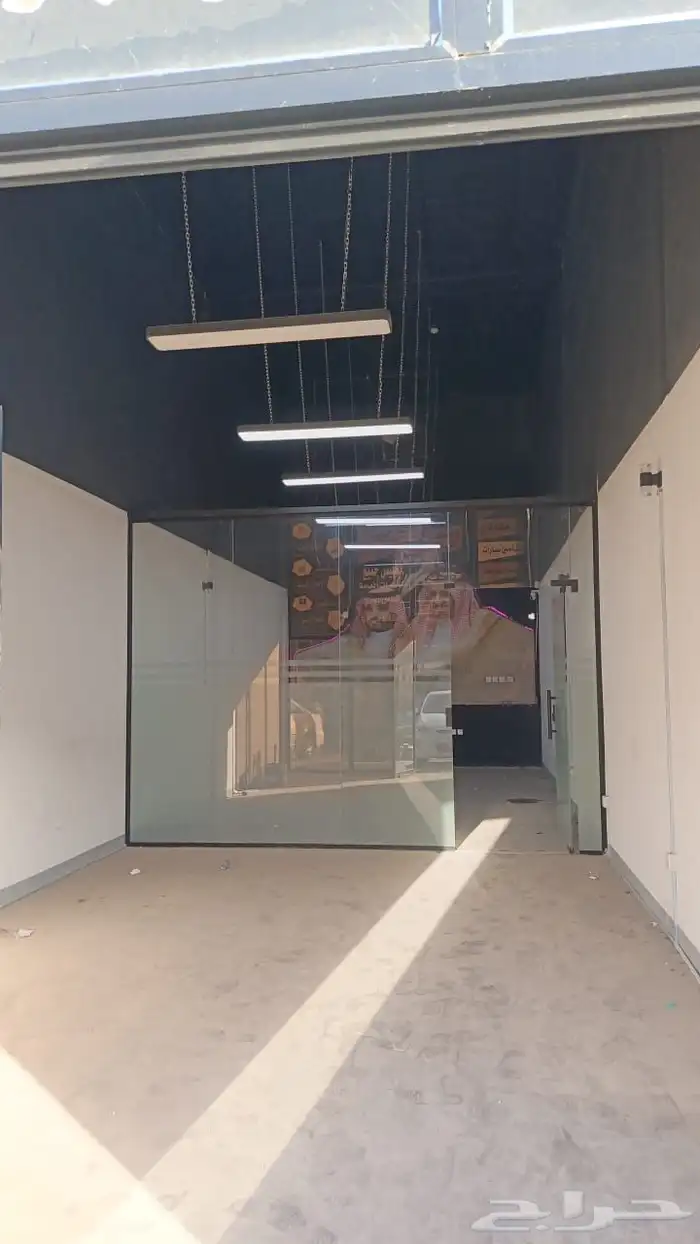 مكاتب ومحلات للايجار 0