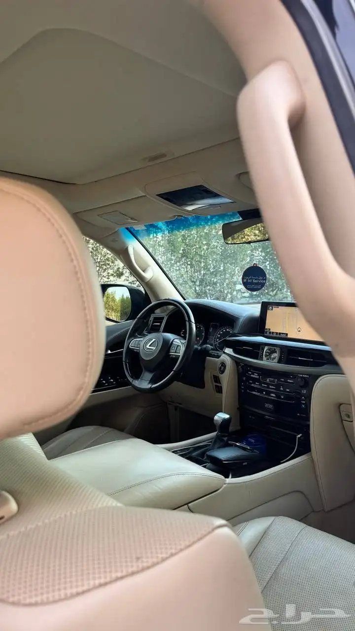 جيب لكزس LX570 2020 مرهم بلاك ادشن 4
