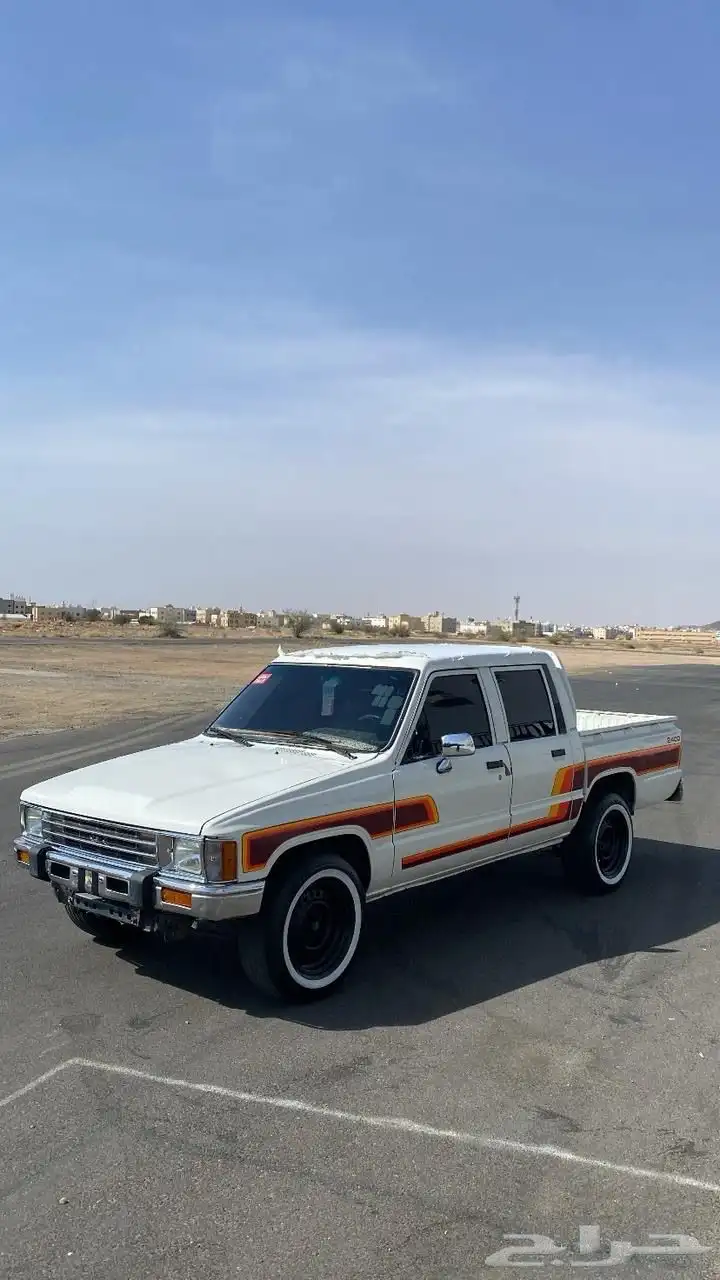 هايلوكس موديل 1987 للبيع 10