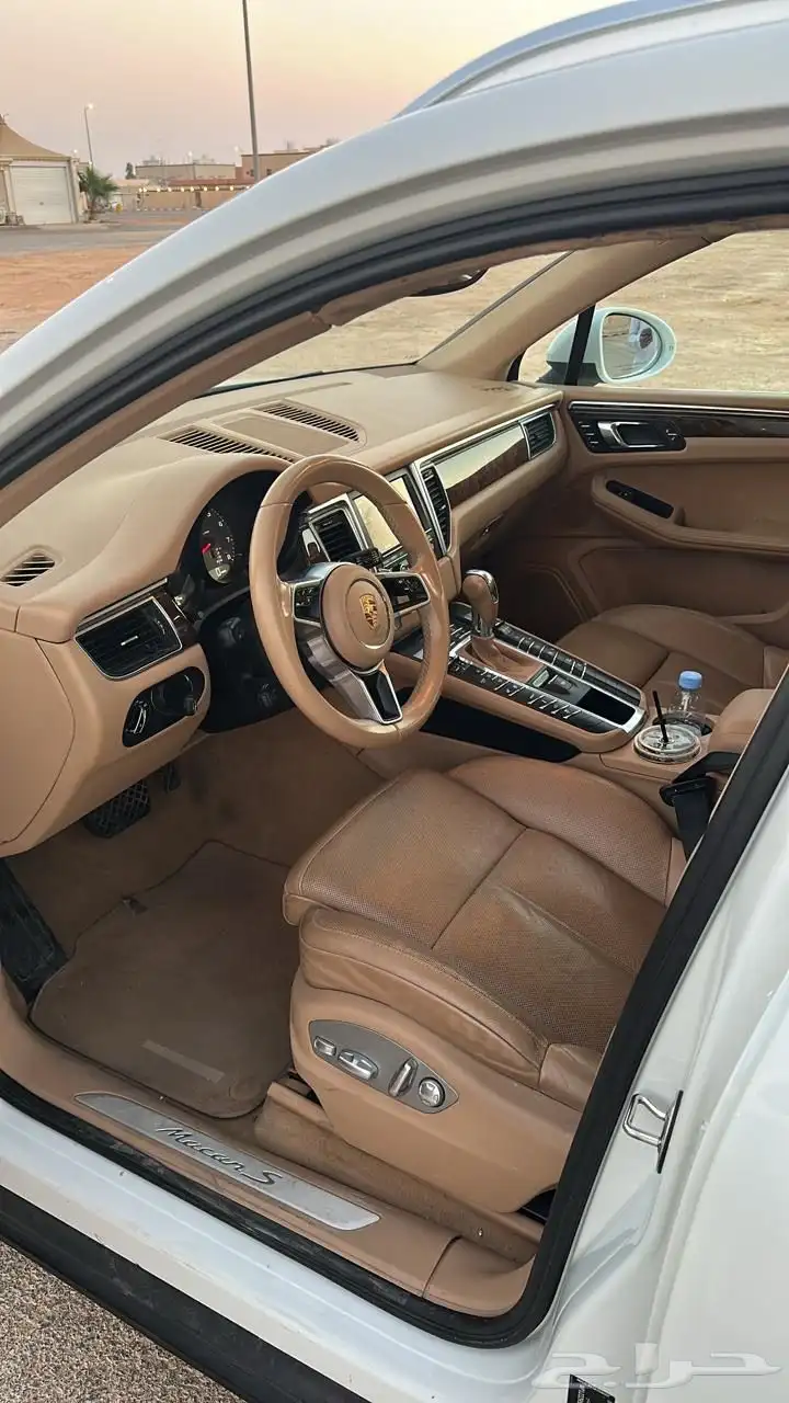 بورش ماكان2015 11