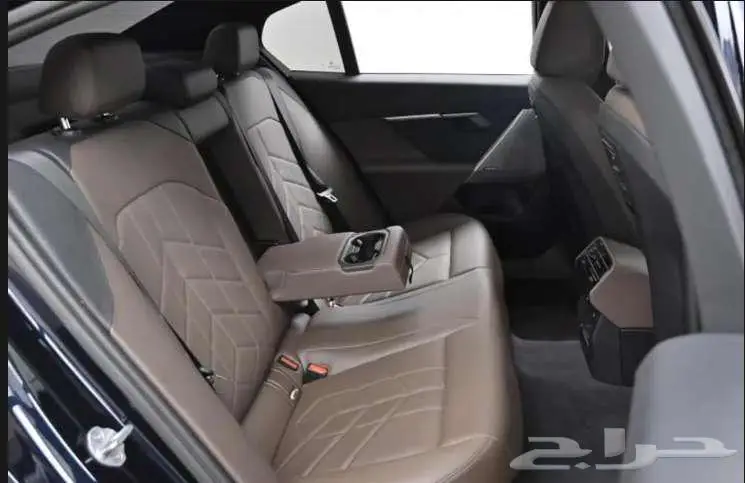 520i 2024 BMW 11