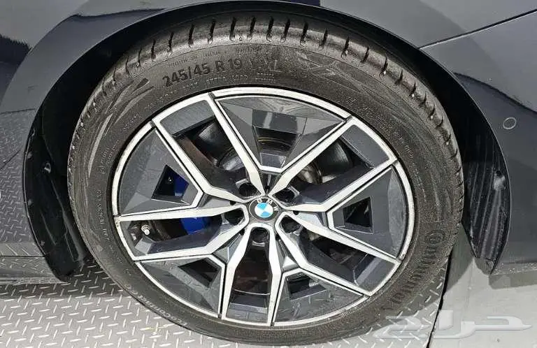 BMW 520i 2024 4