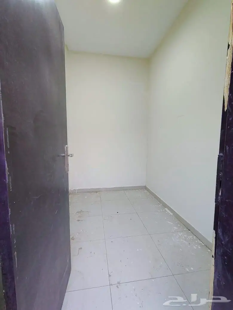 للايجار السنوي استراحة عزاب في حي الرمال   عرض رقم D1145 7