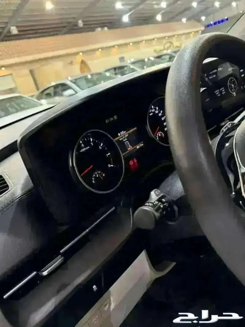 للبيع كيا كارنفال قراند 2022 عداد 49 ألف كم مخززنه 43