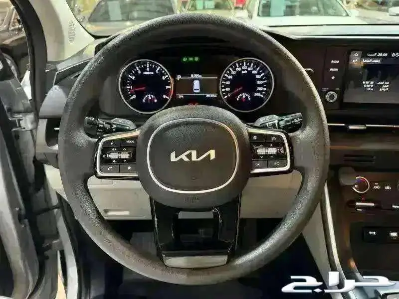 للبيع كيا كارنفال قراند 2022 عداد 49 ألف كم مخززنه 40
