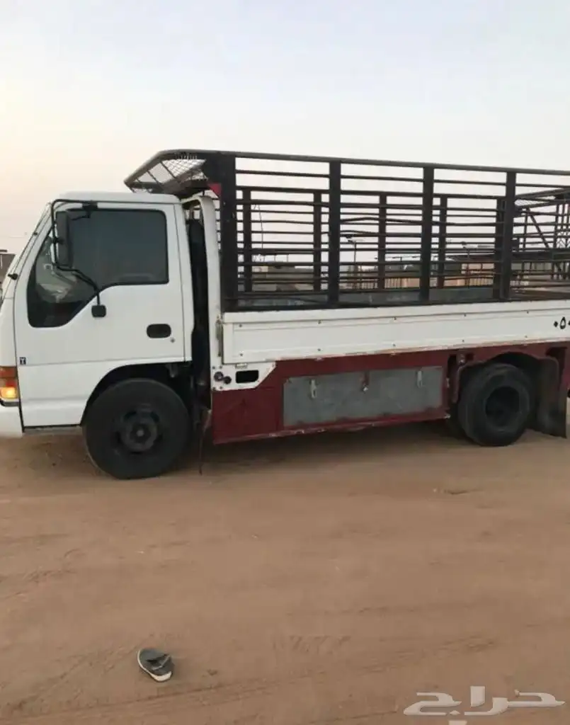 دينا ايسوزو 2004 نظيف ممشى فوق 400 كل شي على الشرط والمعاين 1