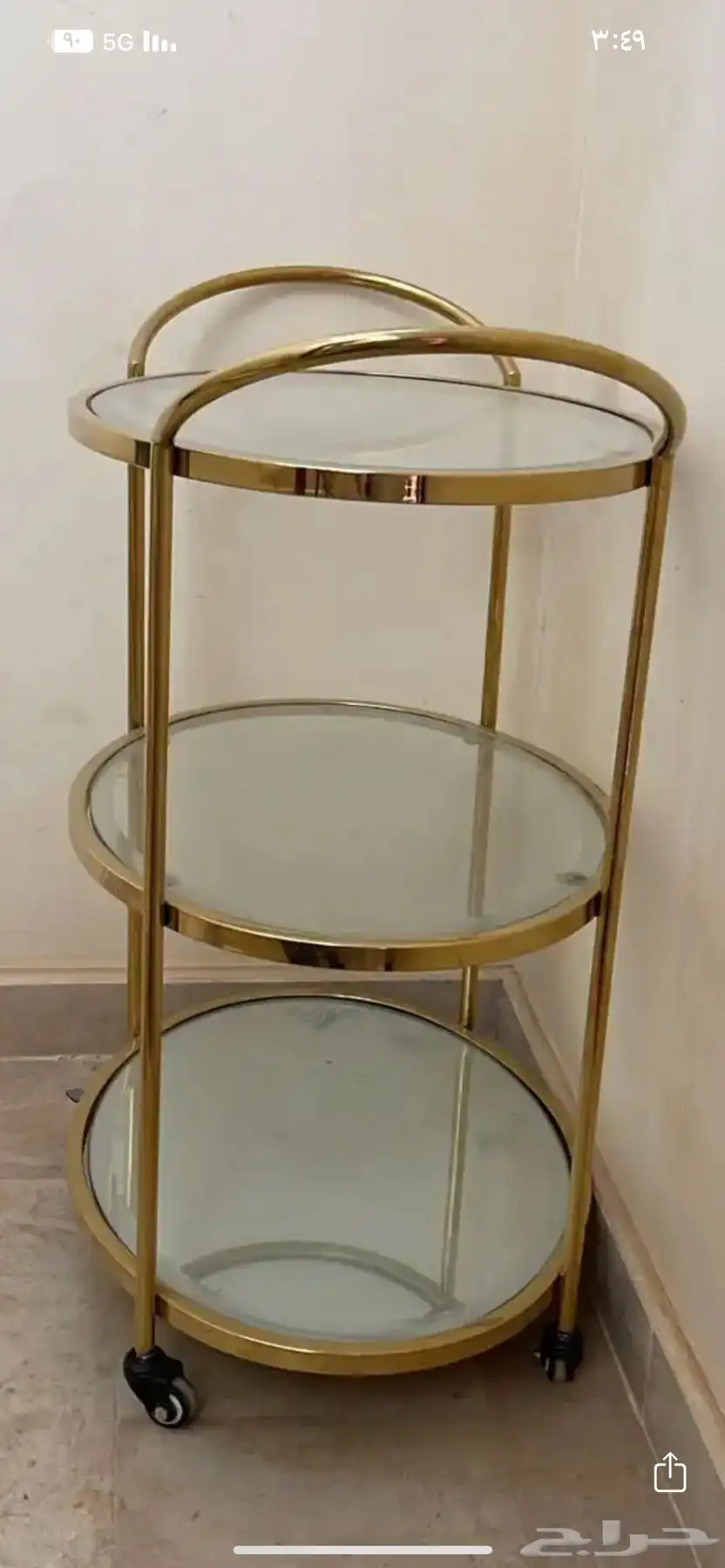 طاولة متحركة 0