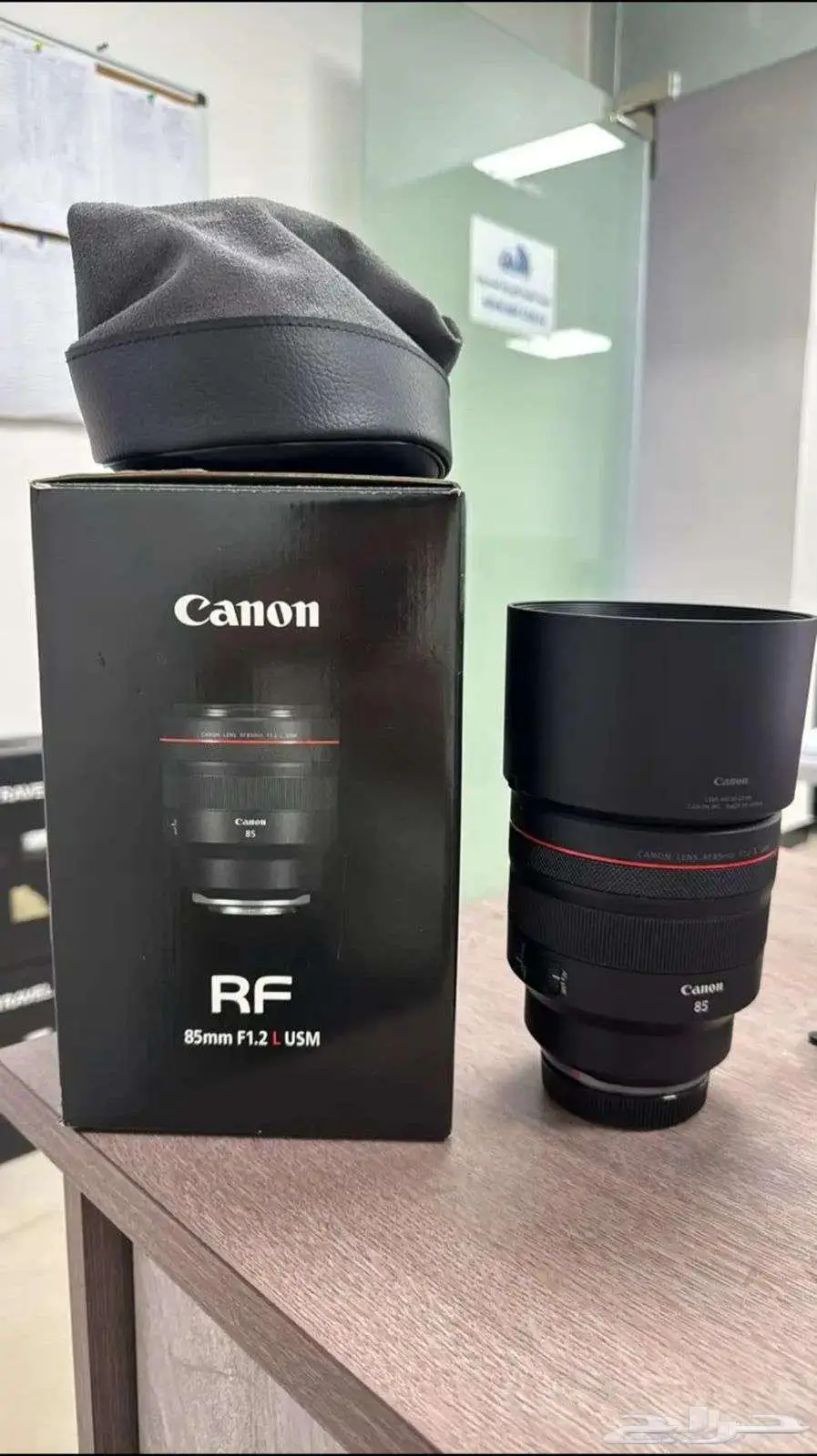 عدسة كانون RF 85mm F1.2   نظيفة جدا 0