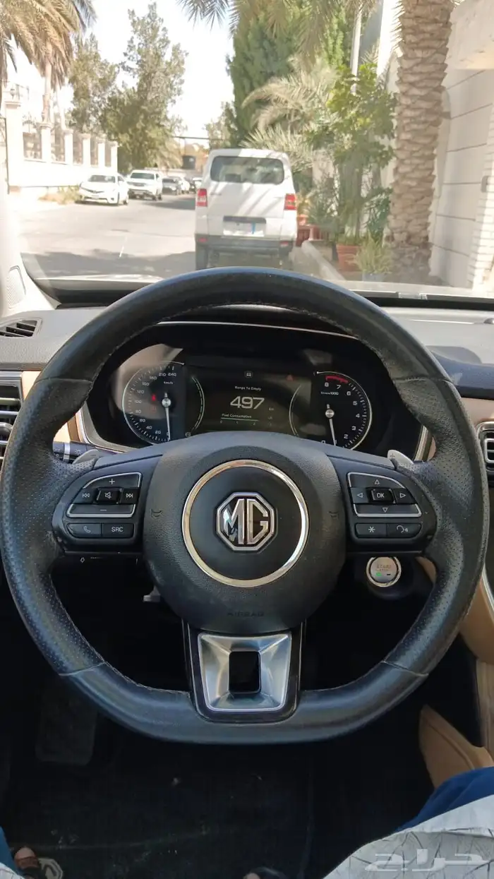 ام جي RX8 2022 6
