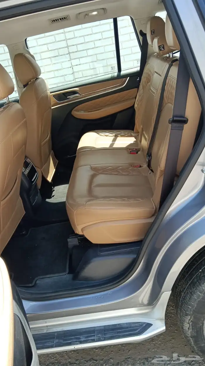 ام جي RX8 2022 5