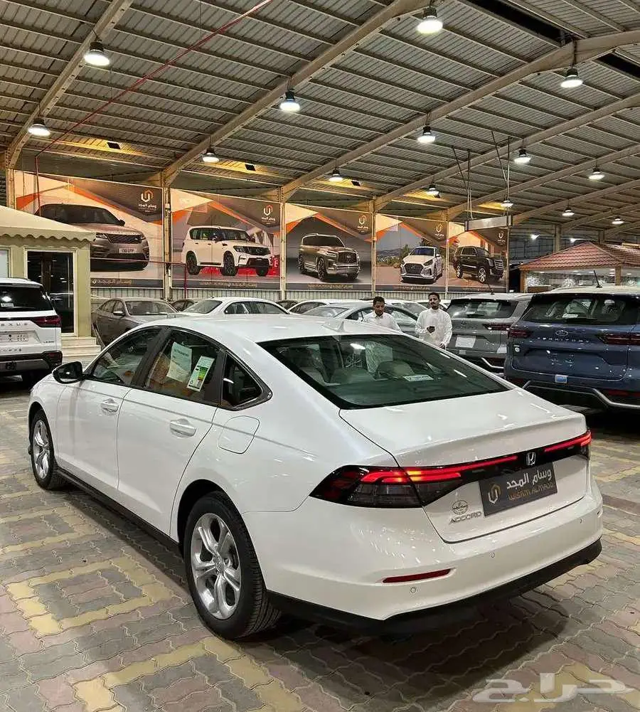 هوندا اكورد LX ستاندر 2025 2