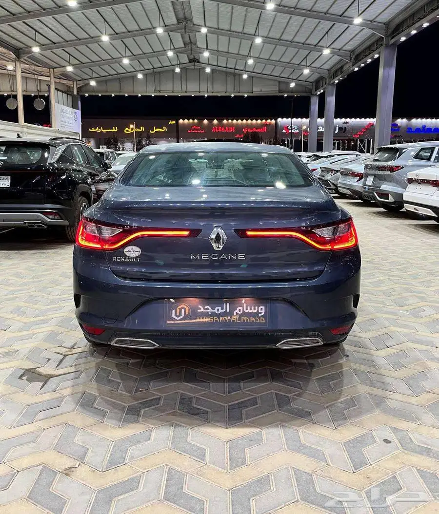 عرض خاص رينو ميجان 1.6 استاندر موديل 2023 بطاقه جمركيه 5