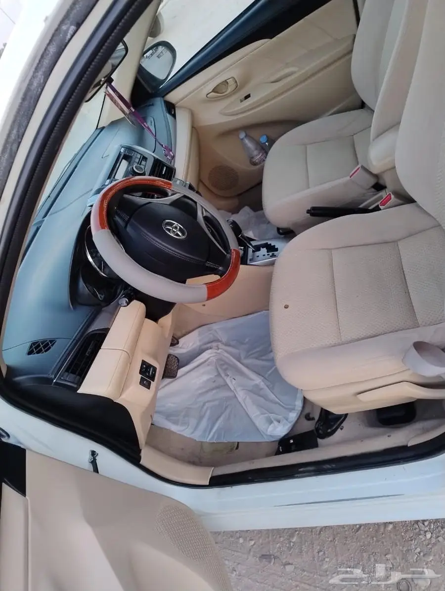 Toyota Yaris 2017 5