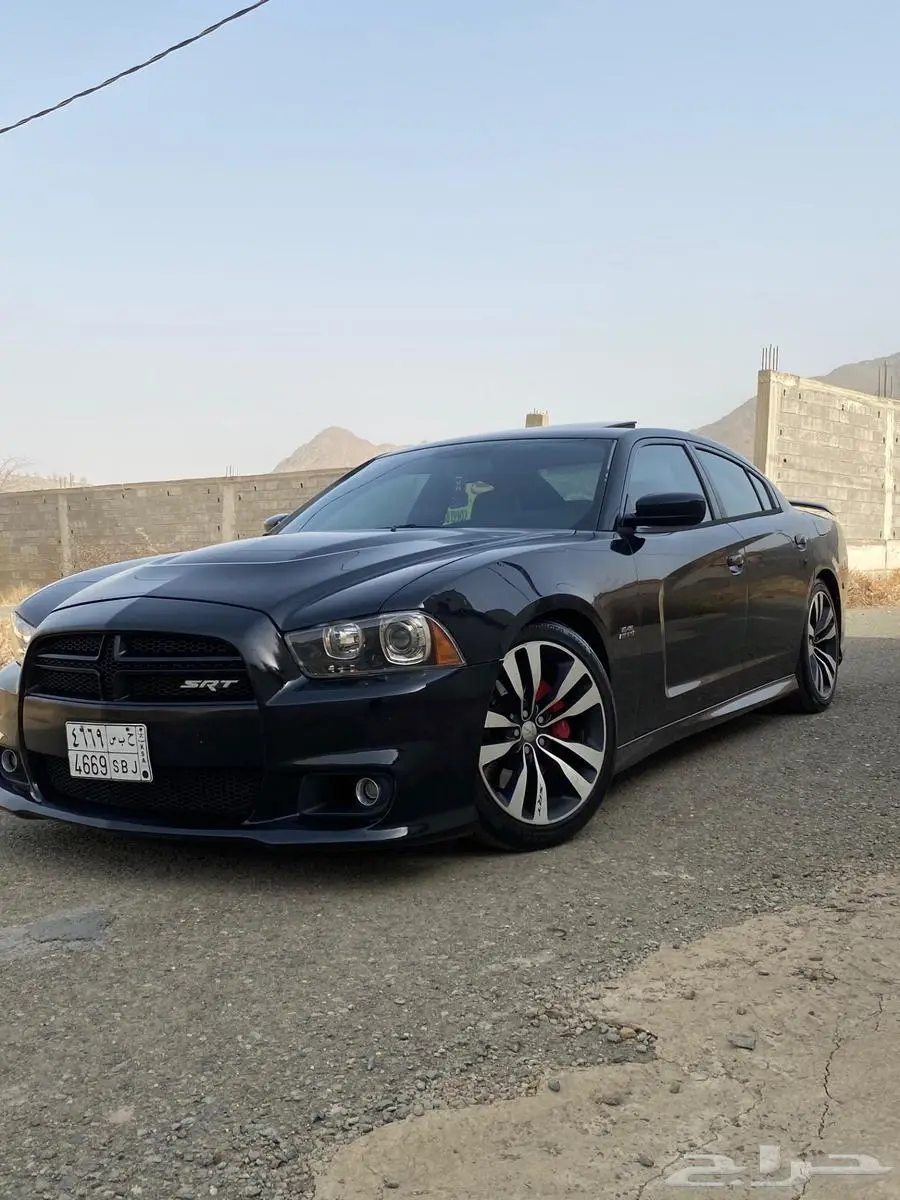 دودج تشارجر srt8 0