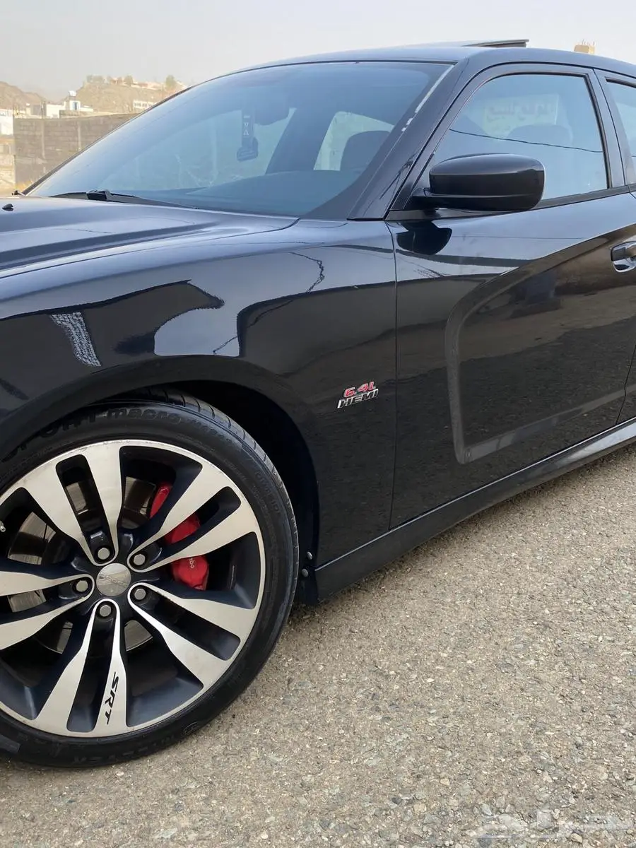 دودج تشارجر srt8 2