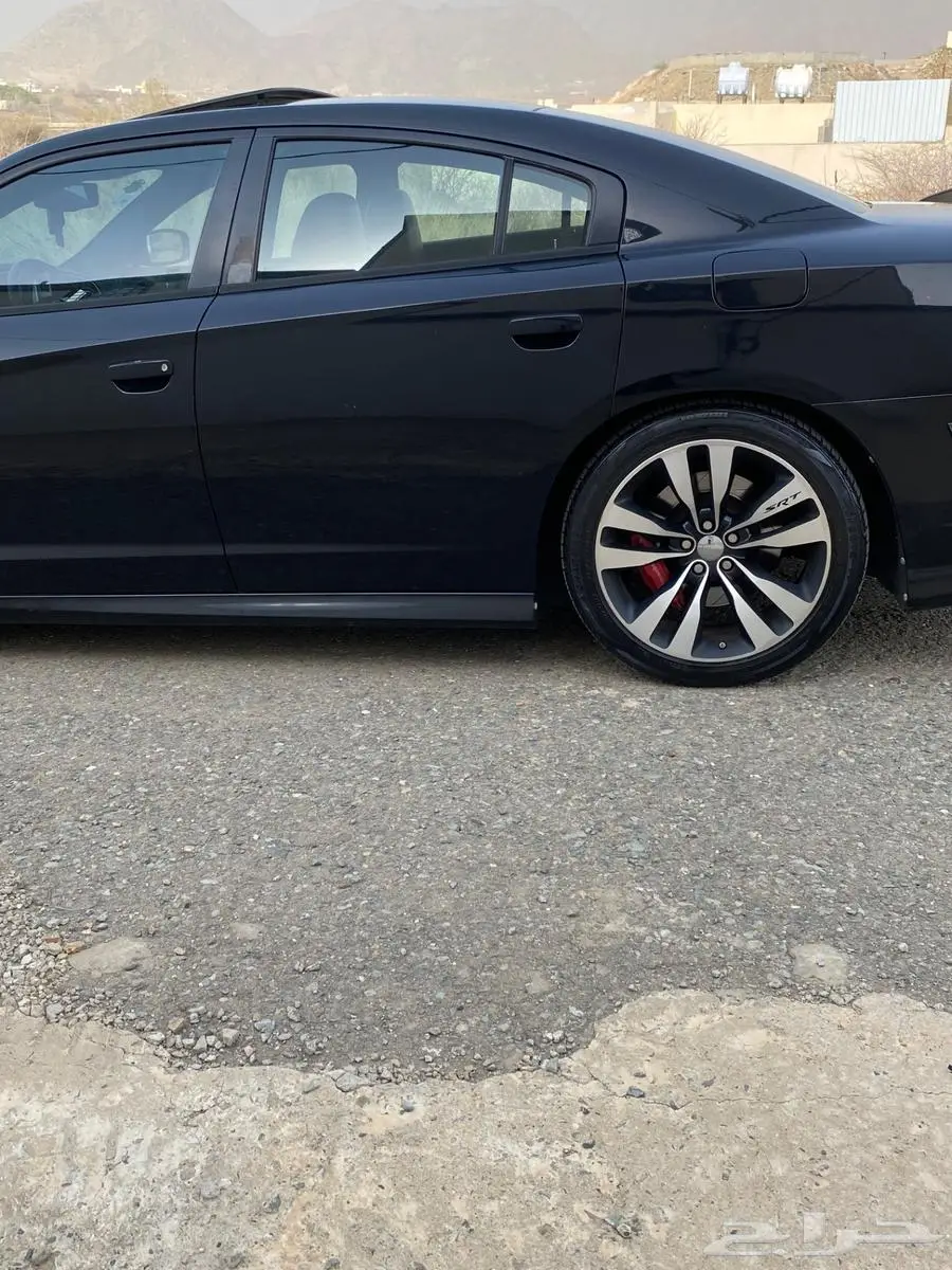 دودج تشارجر srt8 12