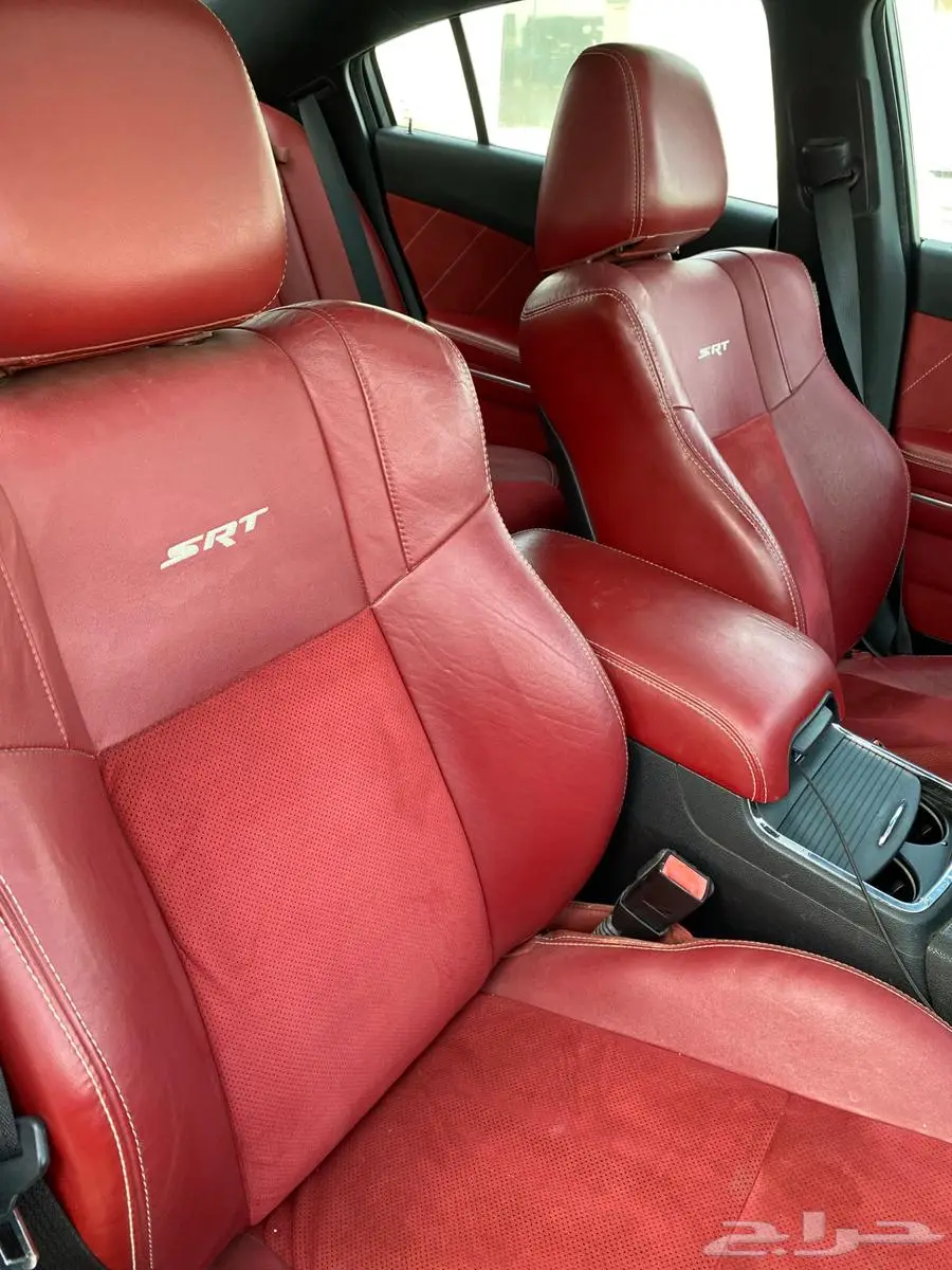 دودج تشارجر srt8 25