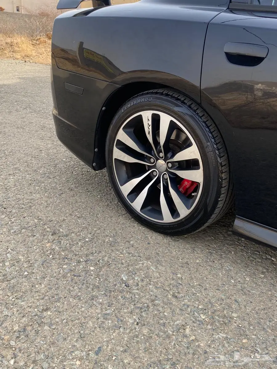 دودج تشارجر srt8 19
