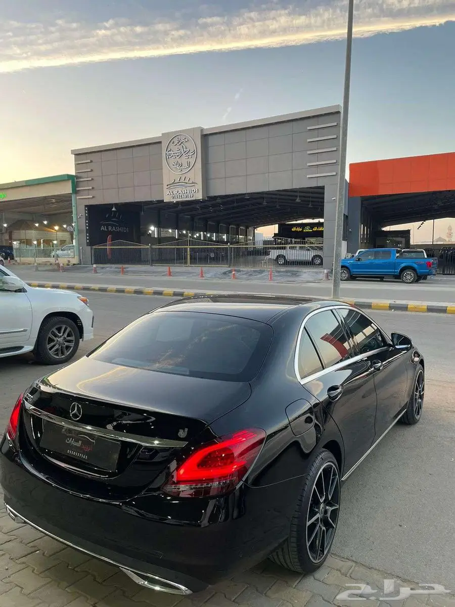 مرسيدس C200 موديل 2019 عداد 149 ألف 4