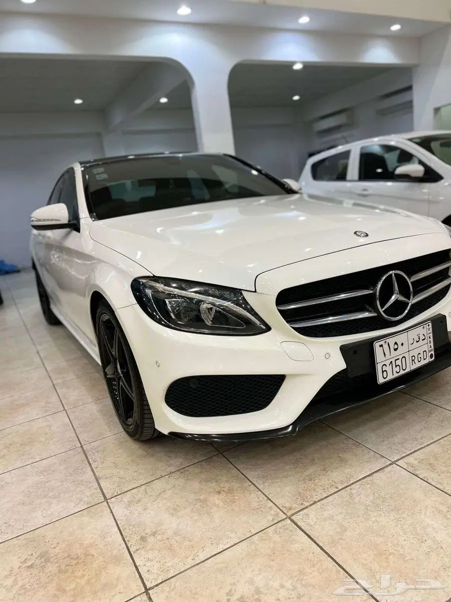 مرسيدسAMG2015_بدى وكاله بالكامله وحاله ممتازه جدا C200 0