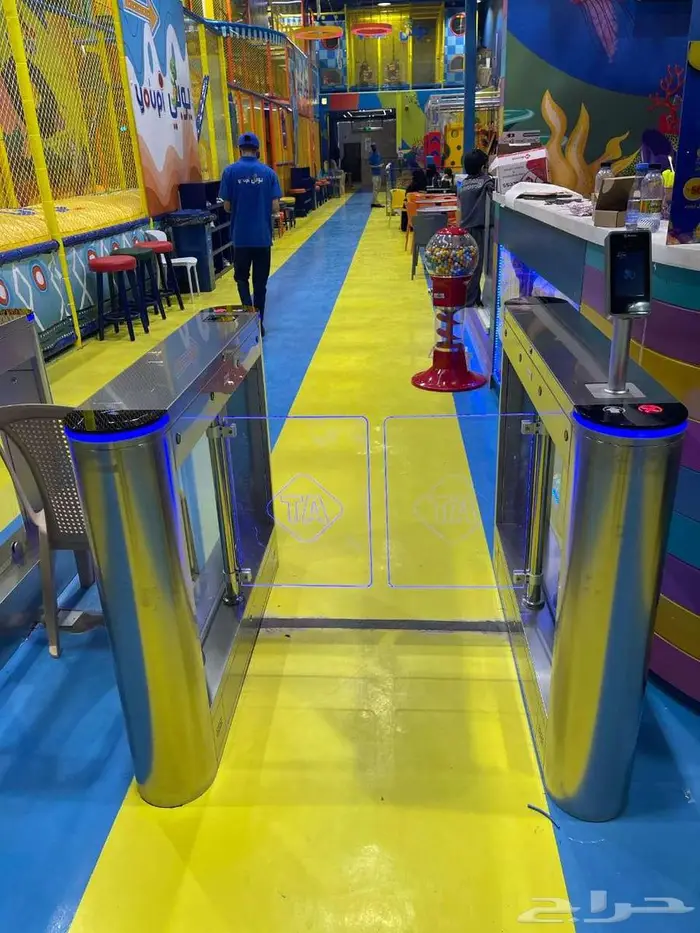 بوابات مرور افراد بخصائص عالية للشركات والفنادق والمجمعات 12