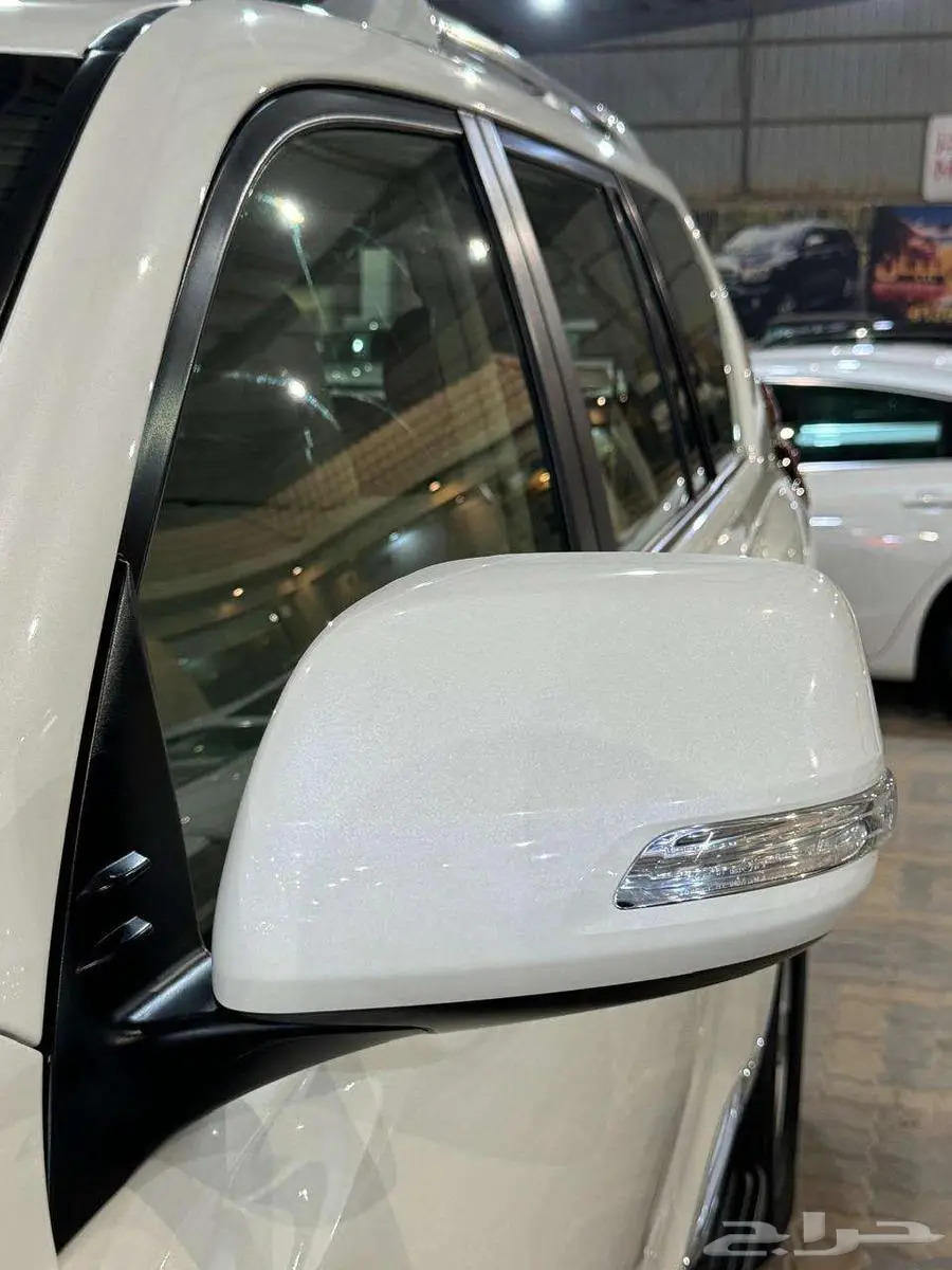 للبيع تويوتا برادو 2022 سعودي V6 دبل فئه TXL 4