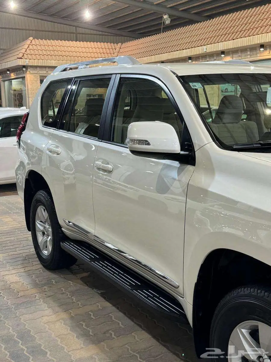 للبيع تويوتا برادو 2022 سعودي V6 دبل فئه TXL 7