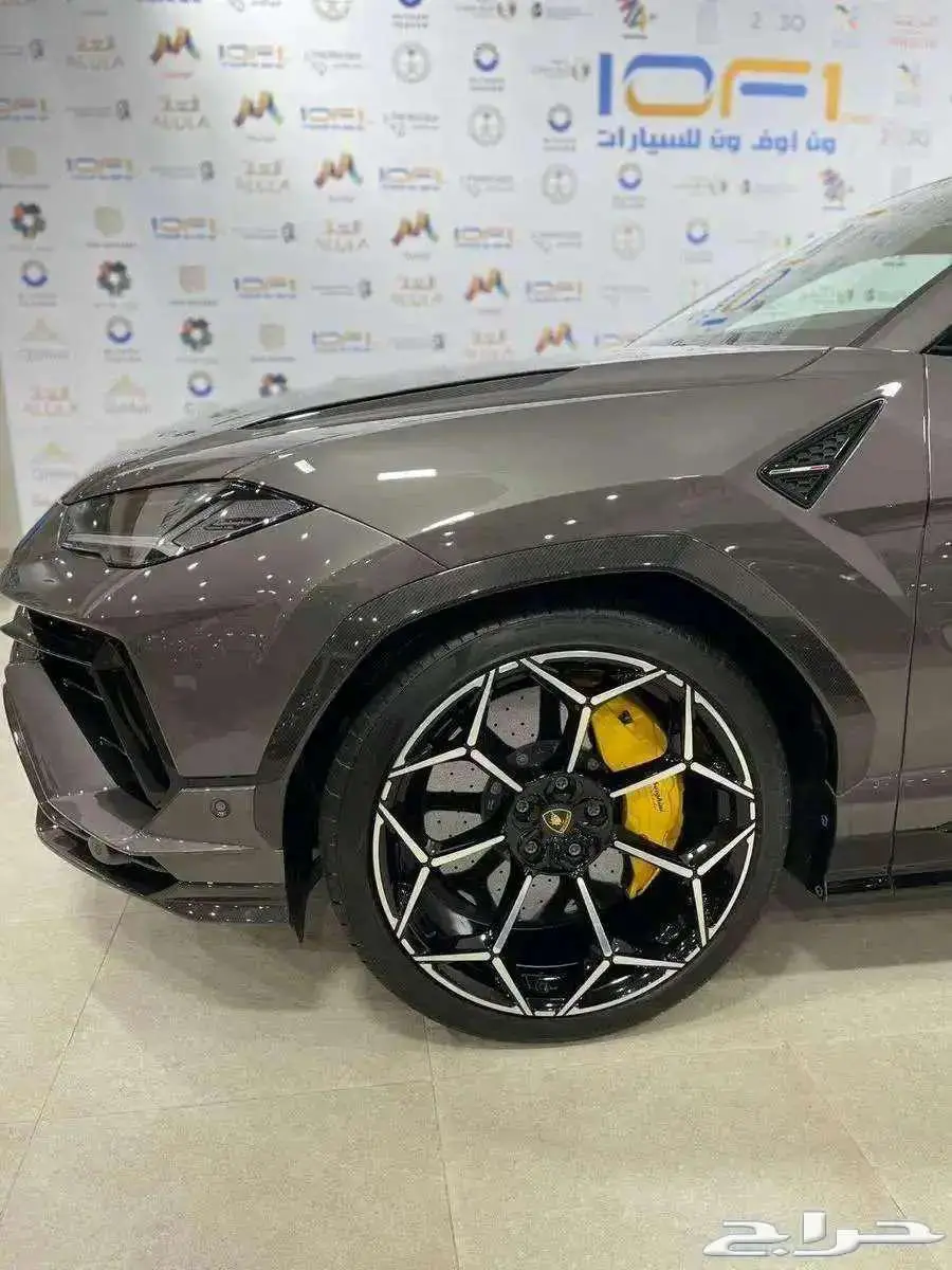 اوروس بيرفورمانتي - 2023 - 9000KM 3