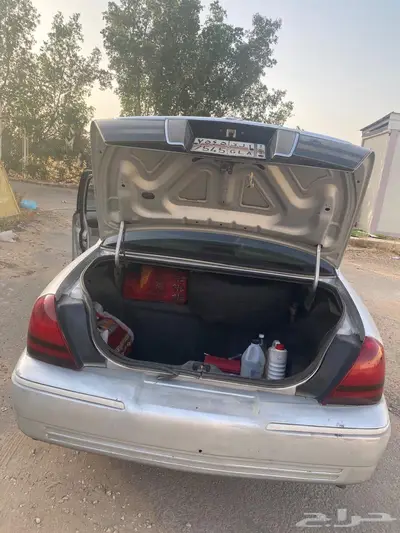 فورد قراند ماركيز 2003 7