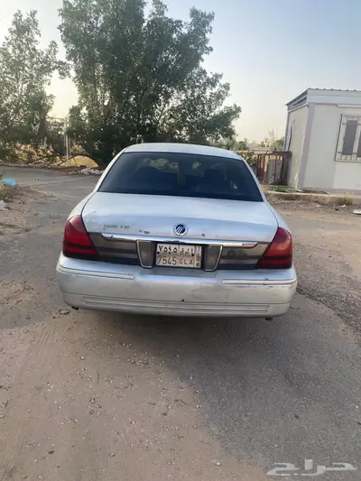فورد قراند ماركيز 2003 6