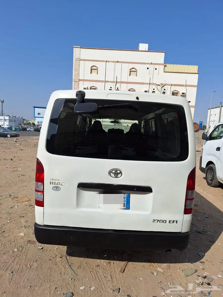 للايجار فانات نقل بضاعه ديزل   بنزين 13