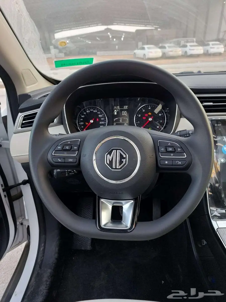 MG RX5 ام جي ار اكس 5 2023 استاندر 11