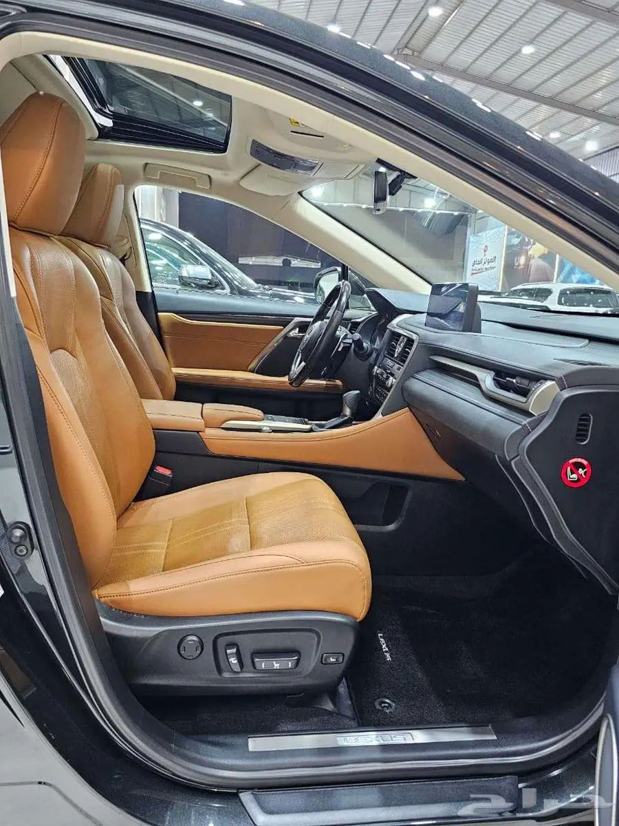 لكزس RX 350 موديل 2022 ( فل كامل ) 15