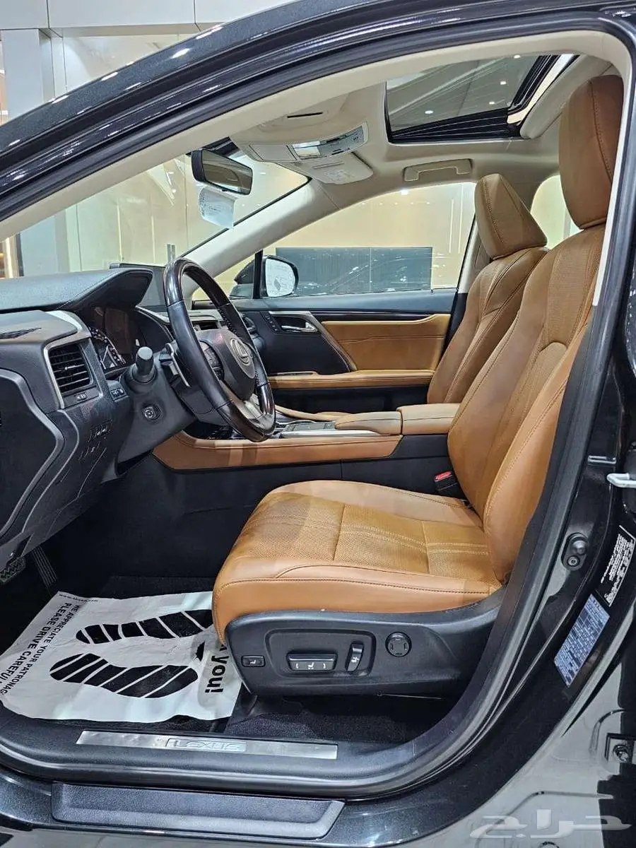 لكزس RX 350 موديل 2022 ( فل كامل ) 12