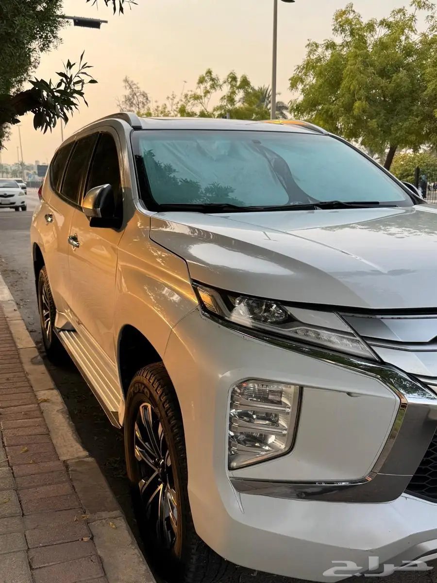 Mitsubishi Montero 2023 ميتسوبيشي مونتيرو 2023 0