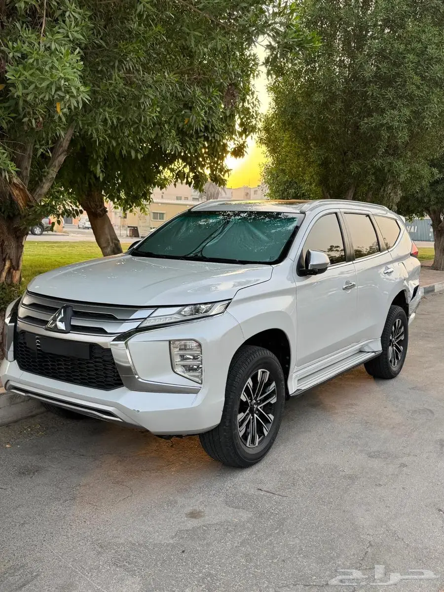 Mitsubishi Montero 2023 ميتسوبيشي مونتيرو 2023 9