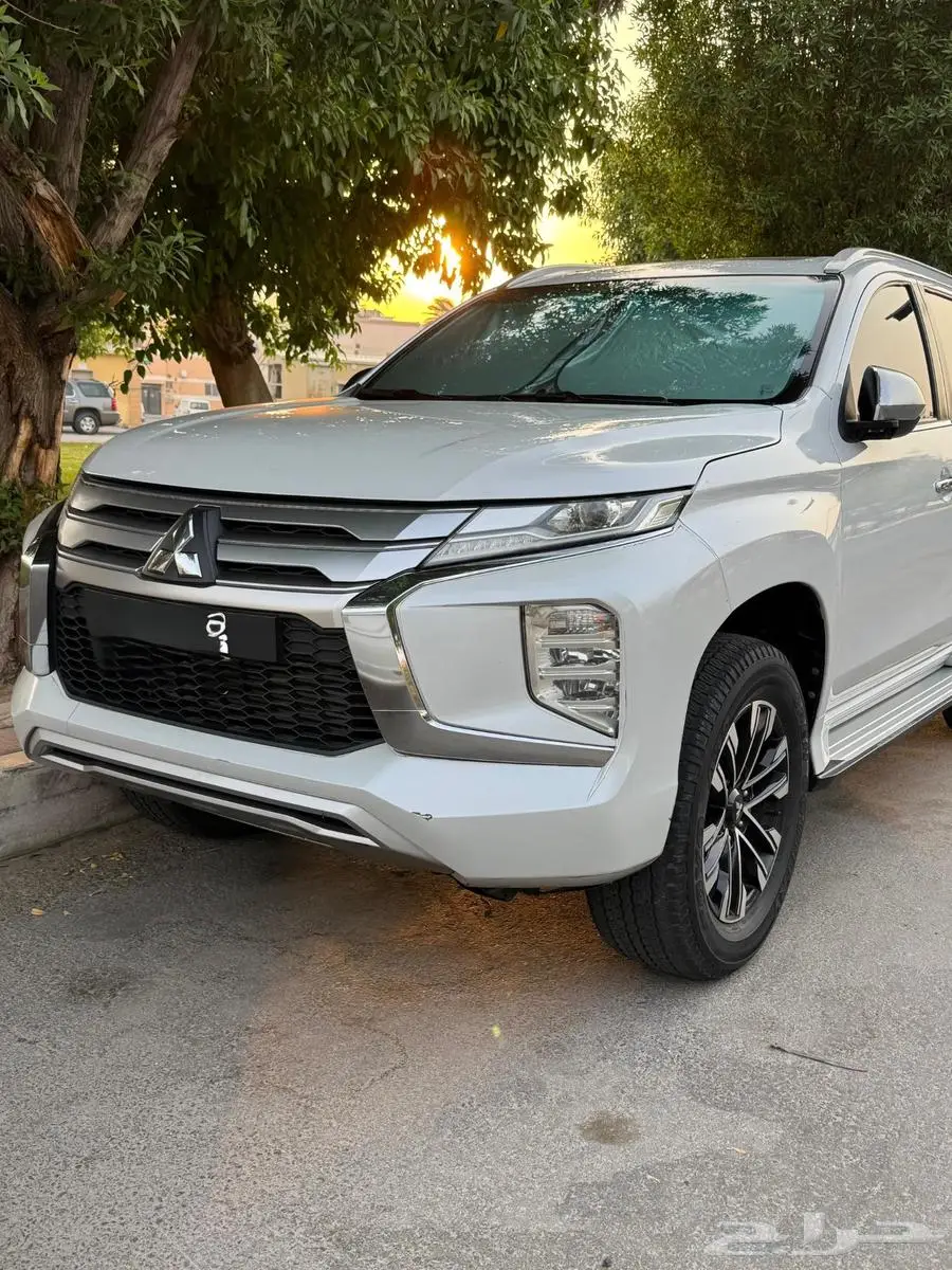Mitsubishi Montero 2023 ميتسوبيشي مونتيرو 2023 5