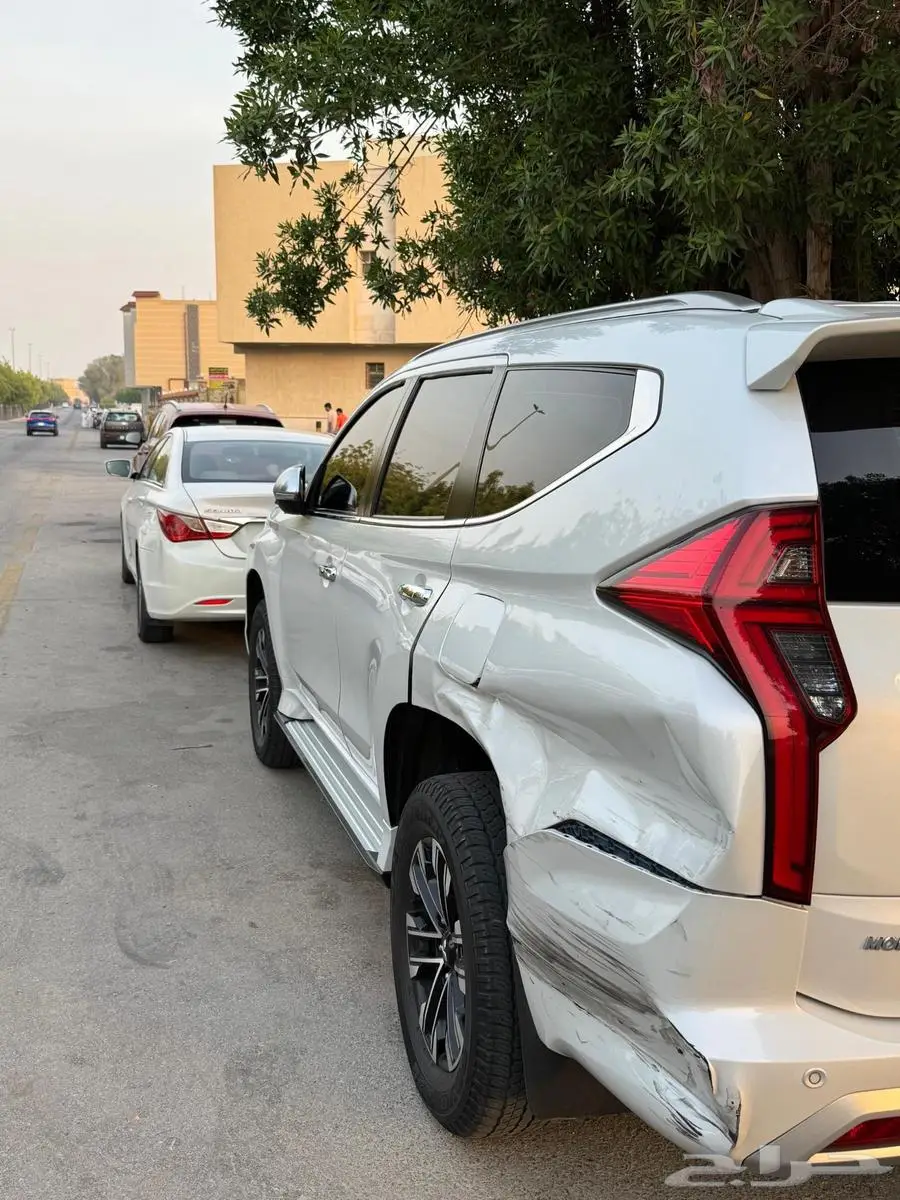 Mitsubishi Montero 2023 ميتسوبيشي مونتيرو 2023 4